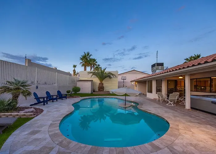 Chipin' It At The Pool Bball Holiday home Lake Havasu City